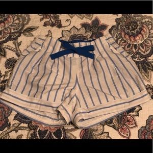 NWOT Lululemon Spring Breakaway Short Sz 4